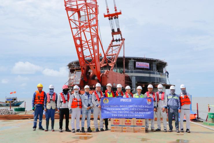 ĐỒNG HÀNH CÙNG NGƯỜI LAO ĐỘNG TẠI CÔNG TRƯỜNG ĐIỆN GIÓ TÂN THUẬN – GIAI ĐOẠN 3