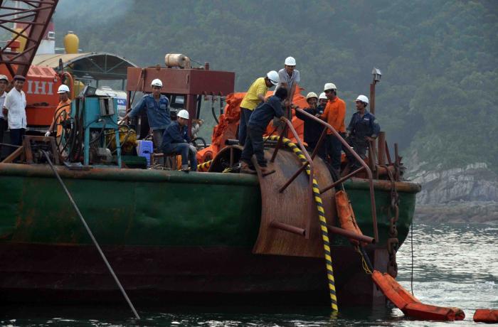 ĐÓNG ĐIỆN THÀNH CÔNG CÔNG TRÌNH CẤP ĐIỆN TỪ LƯỚI ĐIỆN QUỐC GIA CHO ĐẶC KHU CÔN ĐẢO